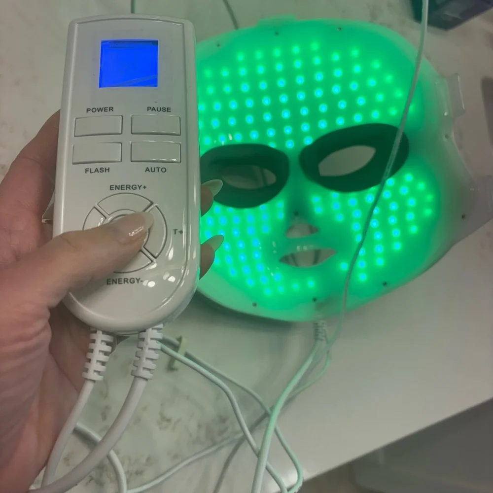 LED Mask with Remote - Picture 8 of 9